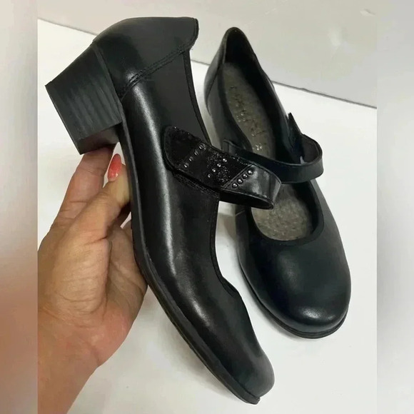 Caprice women’s Mary Jane shoes Leather made in Germany Sz Us 9/ EU 40 - Picture 2 of 10